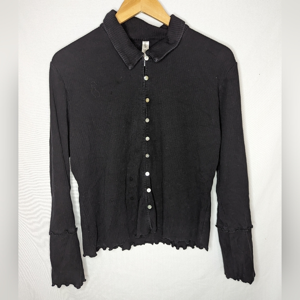 Soft Focus Black Ribbed Collared Ruffled Button Cardigan Size‎ XL